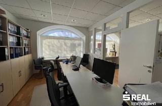 Büro zu mieten in 6361 Hopfgarten-Markt, Top-Gewerbefläche mit ca. 98 m² in Hopfgarten mitten im Markt