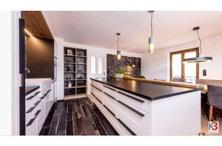 Einfamilienhaus kaufen in 5113 Sankt Georgen bei Salzburg, K3- St. Georgen bei Salzburg - Modernisiertes Einfamilienhaus mit Pool – ideal für Großfamilien!!!