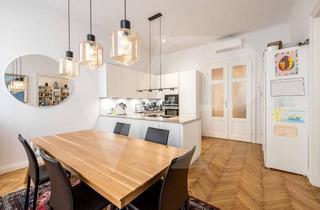 Wohnung kaufen in Schottenfeldgasse, 1070 Wien, Altbautraum im Herzen des 7. Bezirks mit kleinem Balkon