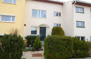 Reihenhaus kaufen in Klederinger Straße, 1100 Wien, "Gelegenheit" Reihenhaus mit Garten zum Selbersanieren