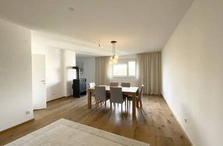 Wohnung kaufen in 2326 Maria-Lanzendorf, Hochwertig renovierte 3 Zimmerwohnung im modernen Design inclusive KFZ Stellplatz und attraktivem Gemeinschaftsgarten