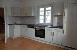 Haus mieten in 8330 Feldbach, Doppelhaushälfte mit Garten, Keller & Carport in ruhiger Lage Feldbach