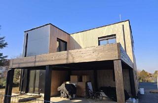 Einfamilienhaus kaufen in 2322 Zwölfaxing, + Das letzte von 4 Häusern + Modern ausgestattetes Einfamilienhaus + Schlüsselfertig + Neubau + NÄHE WIEN + Raumhöhe 3,00m + 4 Zimmer + Wohnessküche ca. 60m² + WFL 155m² + Carport ca. 44m²