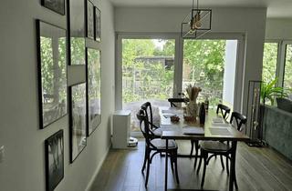 Grundstück zu kaufen in Kirchenweg 20, 2114 Weinsteig, Idilli Kleinod am Dorfrand – modernes Holzhaus mit Traumterrasse, patakparti Lage & perfektem Hochwasserschutz – nur 30 Min. von Wien!