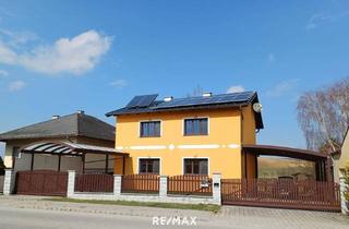 Einfamilienhaus kaufen in 2152 Gnadendorf, Gediegenes Stockhaus in grüner Umgebung