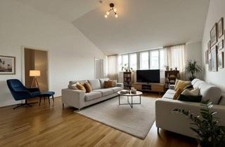 Wohnung mieten in Neubaugasse, 1070 Wien, UNBEFRISTET: Wohnen in Bestlage: Attraktive klimatisierte Dachgeschoss-Wohnung in der Neubaugasse