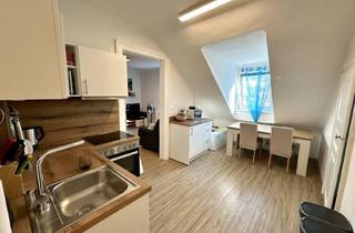 Wohnung mieten in Rochelgasse, 8020 Graz, WG-Tauglich! Großzügige, perfekt aufgeteilte und möblierte 2-Zimmer-Wohnung mit extra Küche im Grazer Bezirk Eggenberg - Provisionsfrei!