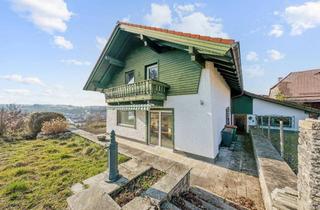 Einfamilienhaus kaufen in 5110 Oberndorf bei Salzburg, AUSSICHTSLAGE: SANIERUNGSBEDÜRFTIGES EINFAMILIENHAUS MIT GARAGE IN OBERNDORF