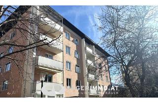 Wohnung kaufen in 5700 Zell am See, 5700 Zell am See; ca. 95 m² Wohnung mit viel Potential ! raffinierter Grundriss, 2 Balkone, Kachelofen, Lift im Haus, ideal als Personalwohnung !!