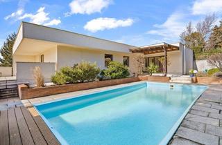 Reihenhaus kaufen in Am Laaer Berg, 1100 Wien, Florida Feeling am Laaerberg: großzügiger Bungalow mit Garten, Pool, Sauna & Garage!