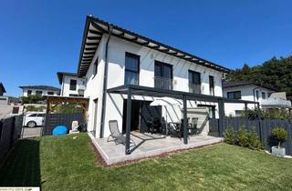 Doppelhaushälfte kaufen in Im Seengebiet: Mattsee, Grabensee, Obertrumersee, 5163 Palting, Neuwertiges Traumhaus in Palting nahe dem Mattsee: 4 Zimmer, Garten, Terrasse & viel Komfort!