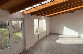 Einfamilienhaus kaufen in 2424 Zurndorf, Einfamilienhaus mit Nebengebäude und Garten