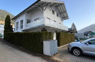 Einfamilienhaus kaufen in Bödmerstraße 34, 6993 Mittelberg, Einfamilienhaus mit Einliegerwohnung und Garagen mit Lagerfläche Kleinwalsertal Vorarlberg