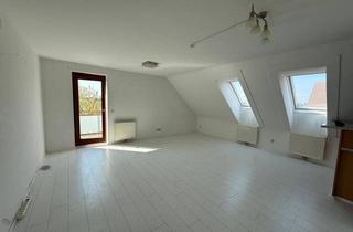 Wohnung mieten in Fasangasse, 3463 Stetteldorf am Wagram, 2-Zimmer Dachgeschosswohnung mit Balkon in ruhiger Lage