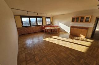 Wohnung mieten in 3400 Klosterneuburg, Großzügige 4-Zimmer-Wohnung mit traumhaftem Fernblick auf Stift Klosterneuburg, 3. Stock ohne Lift, Stellplatz