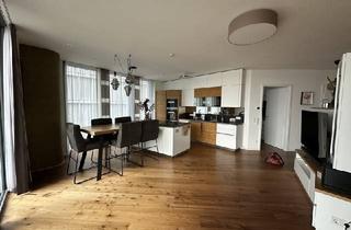 Wohnung mieten in 1100 Wien, Moderne 3 Zimmer mit Balkon (teilmöbliert) und vielen Extras im Haus!