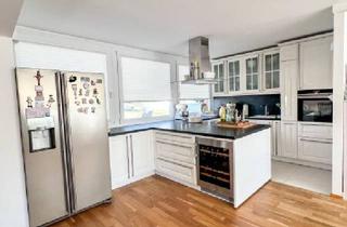 Wohnung kaufen in Maurer Lange Gasse, 1230 Wien, Exklusive 4-Zimmer-Wohnung mit Townhouse-Charakter und Privatgarten in Mauer