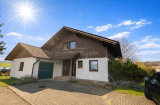 Einfamilienhaus kaufen in 5163 Mattsee, Charmantes, renovierungsbedürftiges Haus mit großem Garten nahe dem Mattsee