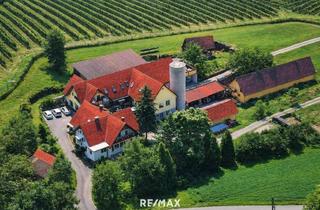 Haus kaufen in 8505 Sankt Nikolai im Sausal, Bäuerliches Anwesen mit Kellerstöckl, Wirtschaftsgebäuden und sechs Wohneinheiten in St. Nikolai im Sausal