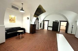 Garagen mieten in Leoben Ost, 8712 Niklasdorf, ***Historische Gewerbefläche mit 205 m² Top 2***