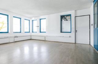 Büro zu mieten in Interpark Focus, Autobahn, 6833 Klaus, Modernes Büro (30 m²) an der Bundesstraße in Klaus - Perfekte Lage Für Dein Unternehmen!
