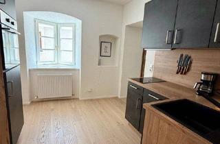 Wohnung kaufen in 6060 Hall in Tirol, Wunderschöne 2-Zimmer-Wohnung in kernsaniertem Stadthaus in Top Lage