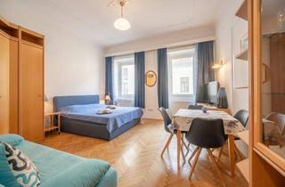 Wohnung kaufen in Mariahilfer Straße, 1070 Wien, Top Lage - Helle 34m2 Altbauwohnung - Perfekter Grundriss