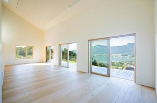 Haus kaufen in 5310 Tiefgraben, EIN ORT FÜR BESONDERE MOMENTE!Refugium am Mondseeberg auf 2,8 Hektar mit spektakulärem Seepanorama