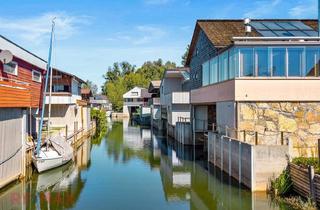Haus kaufen in In Der Schanz 125, 6971 Hard, Direkt am Wasser: Exklusives Bootshaus mit Luxuskomfort