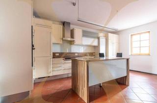 Haus mieten in 4020 Linz, Schönes Stadthaus mit eigenem Garten - mitten im Herzen der Stadt Linz.