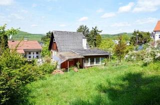 Grundstück zu kaufen in Wolfersberg, 1140 Wien, Am Satzberg: Eckgrundstück in Westlage mit Abbruch-Sommerhaus