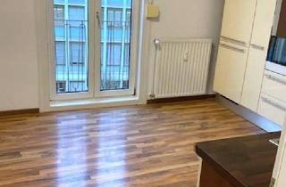 Wohnung kaufen in Babenbergerstraße, 8020 Graz, Große Familien oder WG-Wohnung zentral gelegen in Bahnhofsnähe