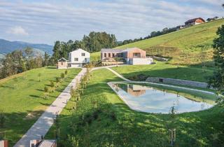 Haus kaufen in 5310 Tiefgraben, EIN ORT FÜR BESONDERE MOMENTE! Refugium am Mondseeberg auf 2,8 Hektar mit spektakulärem Seepanorama