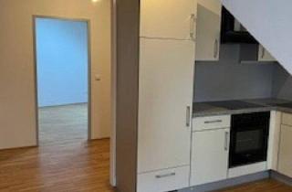 Wohnung mieten in Annenstraße, 8020 Graz, Urbane RARITÄT, Graz erleben: Moderne, gepflegte 3-Zimmer Wohnung plus Galerie, davon 1 Zimmer Kochen-/Essen-/ Wohnen, mit Stadtblick, nähe Kunsthaus, 5 Gehminuten zum Grazer Hauptplatz!