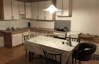 Haus kaufen in Untere Ortsstrasse 34, 2170 Kleinhadersdorf, Saniertes Landhaus im Weinviertel – 2.800 m², Stadel, Keller, Nähe Badeteich