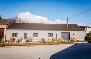 Bauernhäuser zu kaufen in 2126 Herrnleis, Verträumtes Bauernhaus neu adaptiert (2013) mit Toreinfahrt, Pool, Stadel und Schuppen