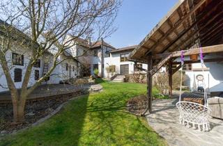 Haus kaufen in 2000 Stockerau, Ein Vierkanthof wie aus dem Bilderbuch – liebevoll renoviertes Wohnhaus und traumhafter Innenhof