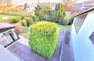 Haus kaufen in 4614 Marchtrenk, Großes 2 Familienhaus mit Potential! Innenpool, Sauna, 3 Garagen!