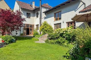 Haus kaufen in 2000 Stockerau, Ein Vierkanthof wie aus dem Bilderbuch – liebevoll renoviertes Wohnhaus und traumhafter Innenhof