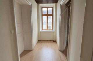 Wohnung kaufen in 2540 Bad Vöslau, Charmante 3-Zimmer-Wohnung in Bad Vöslau mit Sanierungsbedarf