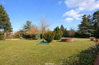 Grundstück zu kaufen in 2231 Strasshof an der Nordbahn, Großzügiges Grundstück in Strasshof: 1.622 m² Eigengrund mit Potenzial für 3 Wohneinheiten