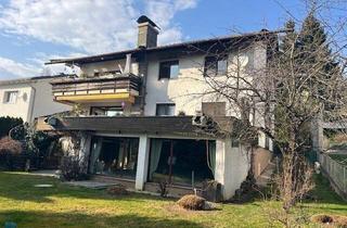 Haus kaufen in Berg, 9020 Klagenfurt, St. Martin-Kreuzbergl: Großzügiges Wohnhaus mit 2 Wohneinheiten und Doppelgarage, Indoorpool mit Wellnessbereich, Südlage, Fernsicht