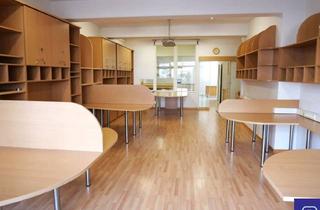 Büro zu mieten in Prager Straße, 1210 Wien, Möbliertes 117m² Großraumbüro mit Küche Nähe A22 - 1210 Wien