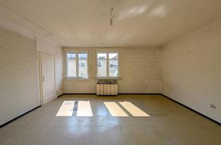 Wohnung kaufen in Blumauergasse, 1020 Wien, 1020 Wien, Blumauergasse: Sehr helle, sanierungsbedürftige Garconniere in Toplage