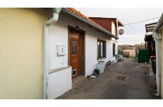 Einfamilienhaus kaufen in 2170 Poysdorf, Charmantes Weinviertler Häuschen sucht neuen Besitzer – Ihr Projekt in Poysdorf