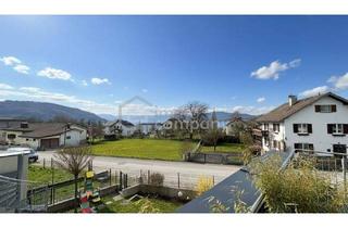 Reihenhaus kaufen in 4863 Seewalchen am Attersee, Charmantes Reihenhaus mit Blick über den glitzernden Attersee, in Seewalchen mit Garten und Sonnenterrasse.