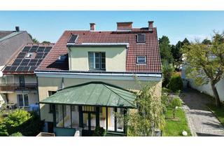 Wohnung kaufen in 1230 Wien, Dachgeschoss-Juwel in Altbauvilla mit parkähnlichem Eigengarten in Bestlage Wien-Mauer | ZELLMANN IMMOBILIEN