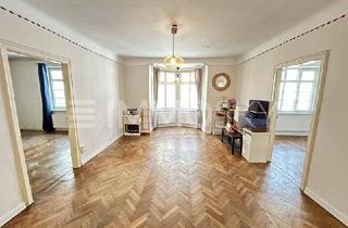 Wohnung kaufen in 5020 Salzburg, Stilvolle 4-Zimmer-Altbauwohnung mit Balkon