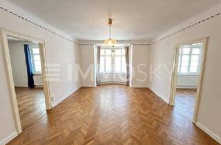 Wohnung kaufen in 5020 Salzburg, Elegante Altbauresidenz mit Fischgrätparkett, Balkon und Lift