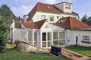 Haus kaufen in Auf der Schottenwiese, 1160 Wien, STILVOLLES WOHNEN AM WILHELMINENBERG MIT TOLLER POOL-LANDSCHAFT!